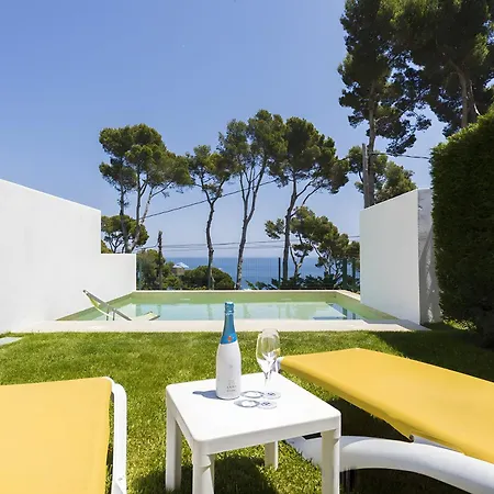 別荘 Ona カレリャ・デ・パラフルジェリ